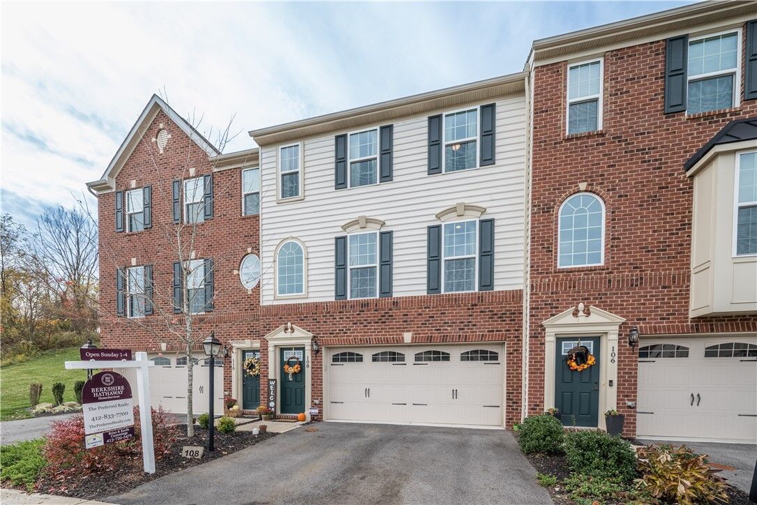 Property Photo: 108 Noble Woods PA 15108