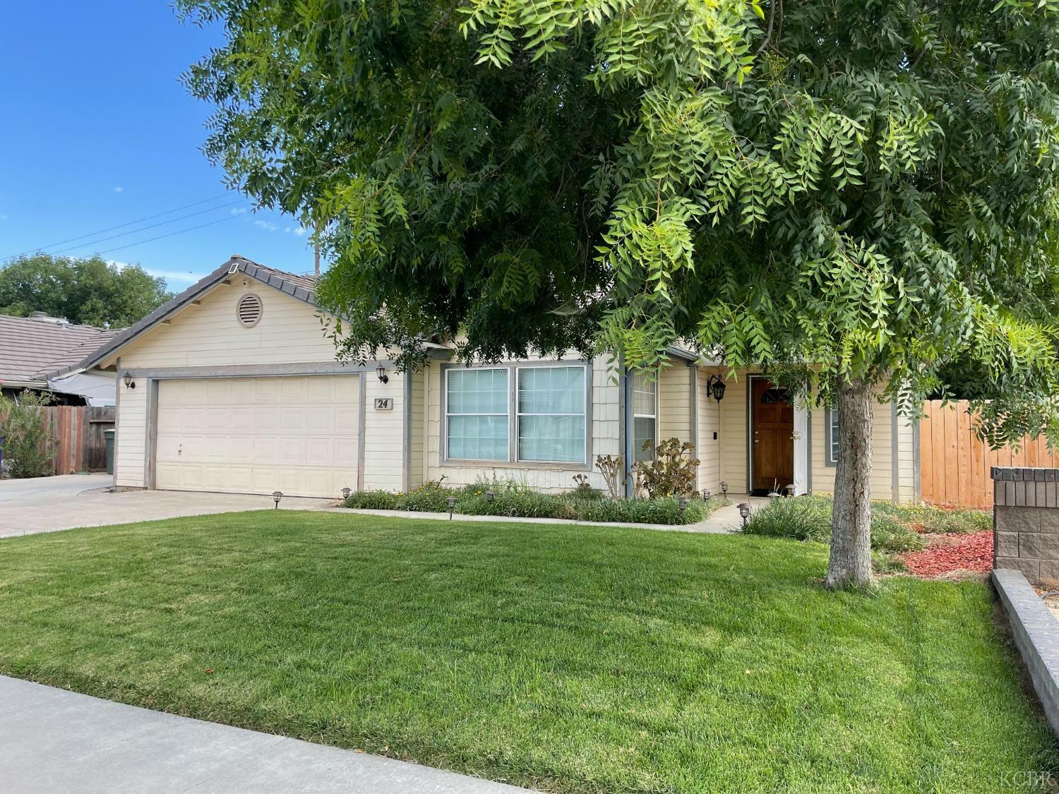 24 Devon Drive  Lemoore CA 93245 photo