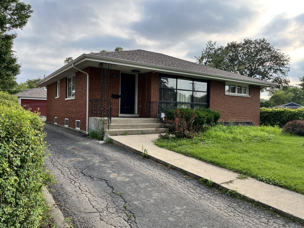 Property Photo: 221 E Division Street IL 60181