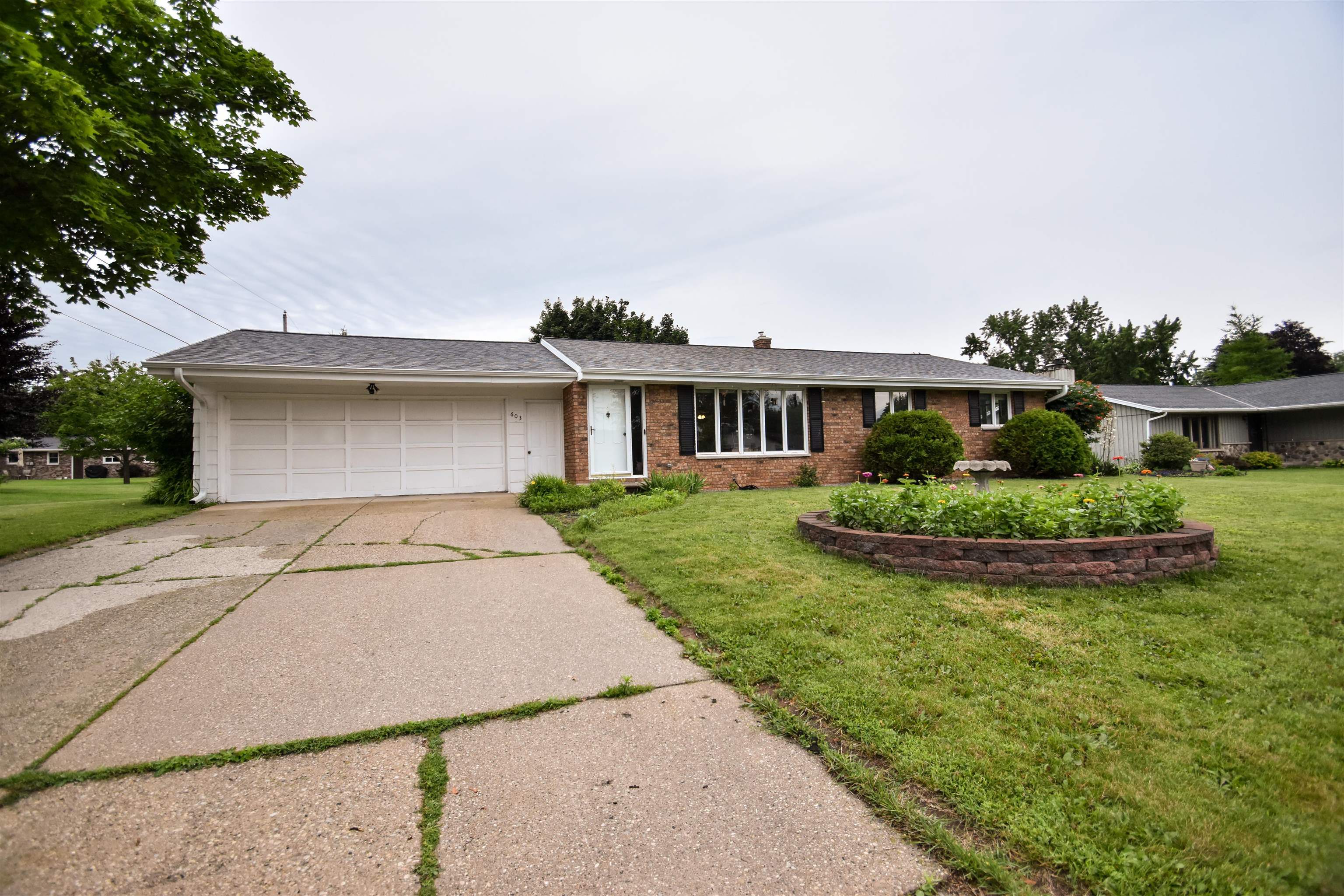 Property Photo: 603 Harvest Road WI 54302-4826