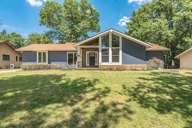 Property Photo:  15251 Country Ridge Dr.  MO 63017 