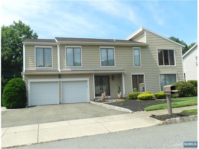 Property Photo: 84 Point View Parkway NJ 07470