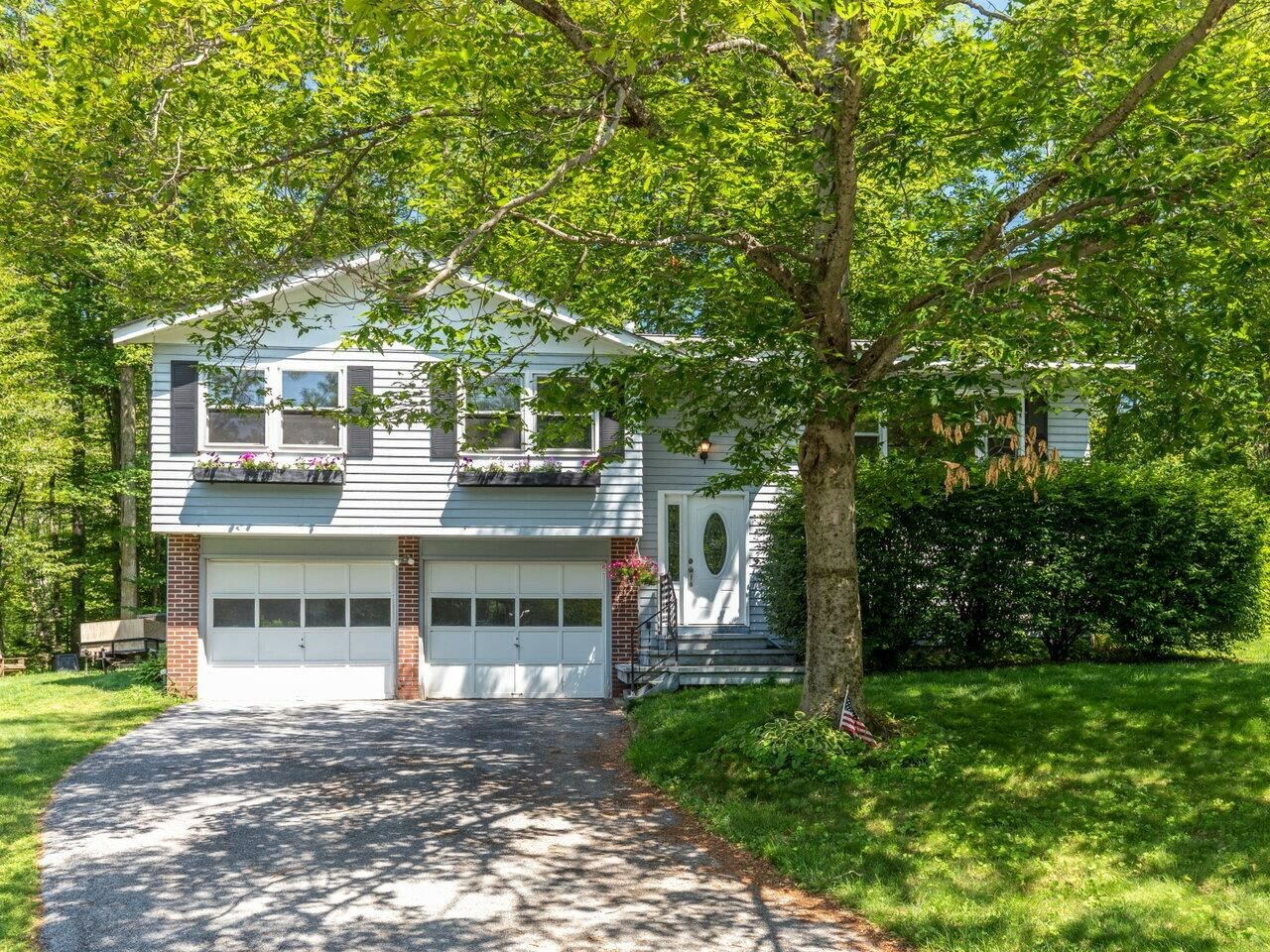 Property Photo: 22 Alderbrook Road VT 05452