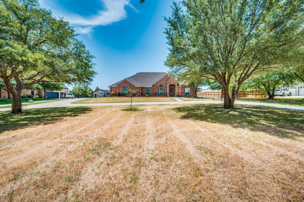 Property Photo:  3040 Timber Rock Lane  TX 76065 