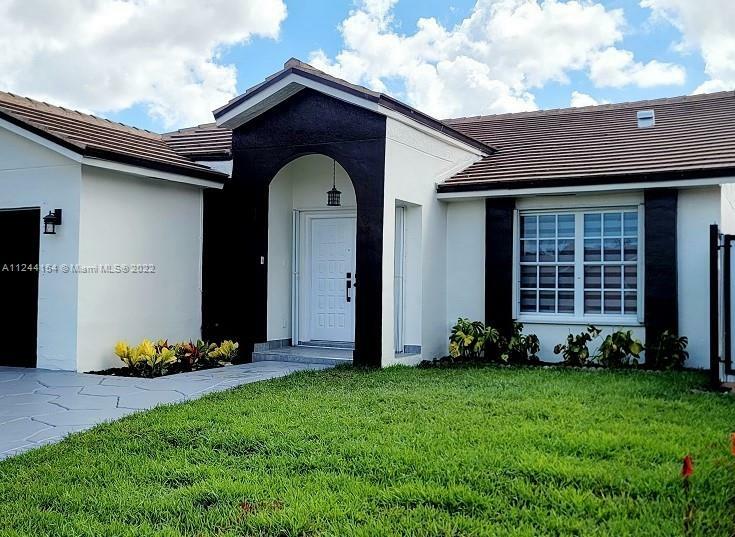 Property Photo:  5047 SW 146th Ave  FL 33175 