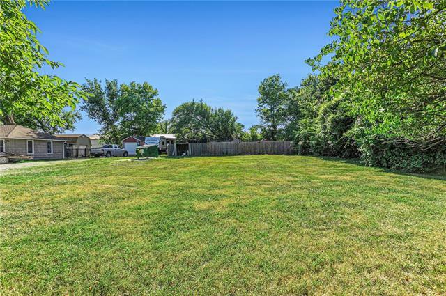 Property Photo:  8108 Agnes Avenue  MO 64132 