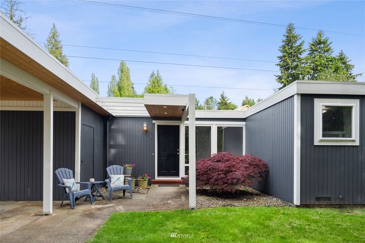 Property Photo: 12415 NE 111th Place WA 98033