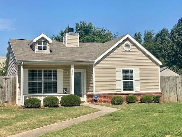 Property Photo: 201 SE 16th Street AR 72712