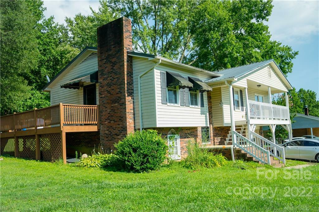 Property Photo: 2424 Mt Herman Hgts None NC 28638