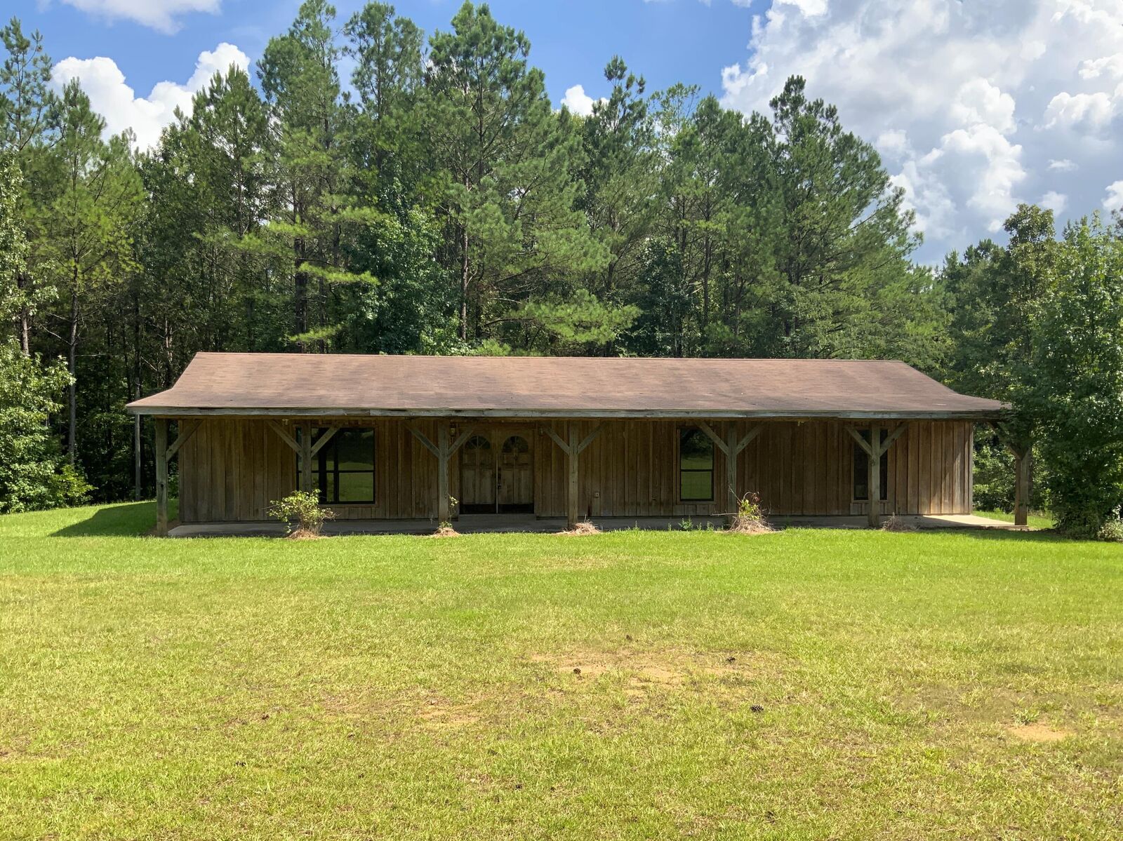 Property Photo:  5430 Center Rd  MS 39744 