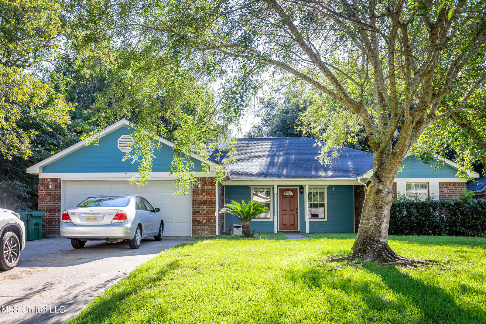 Property Photo:  2605 N 7th Street  MS 39564 