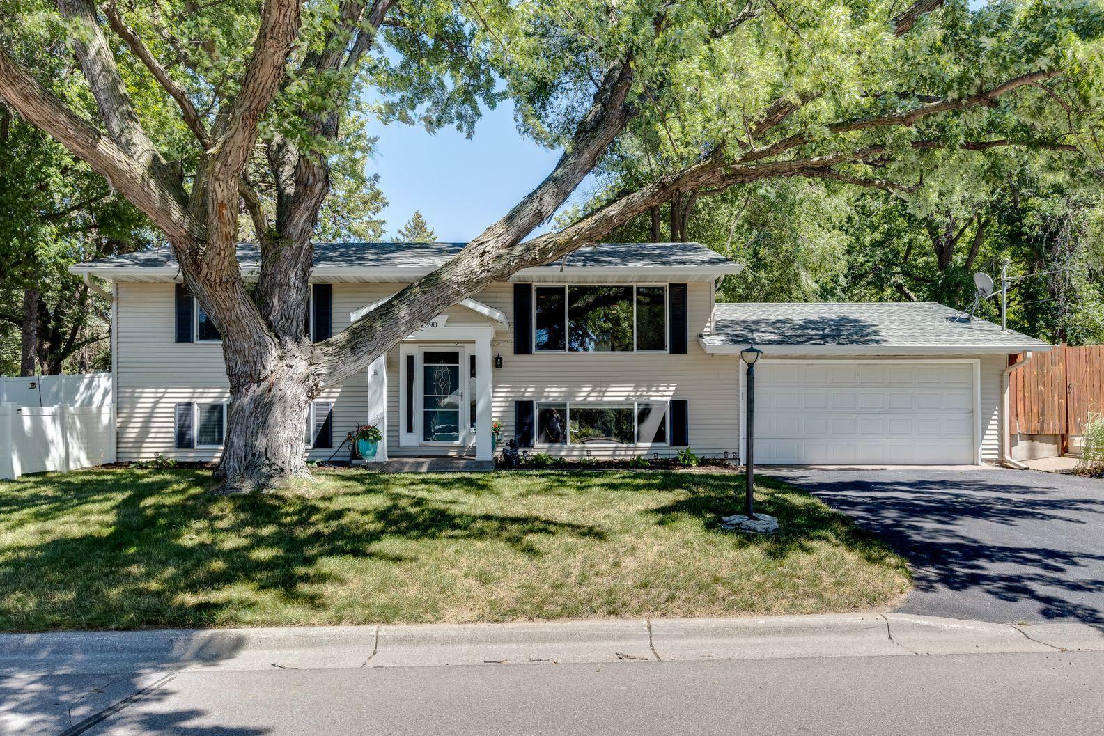 Property Photo: 2390 Cohansey Street MN 55113