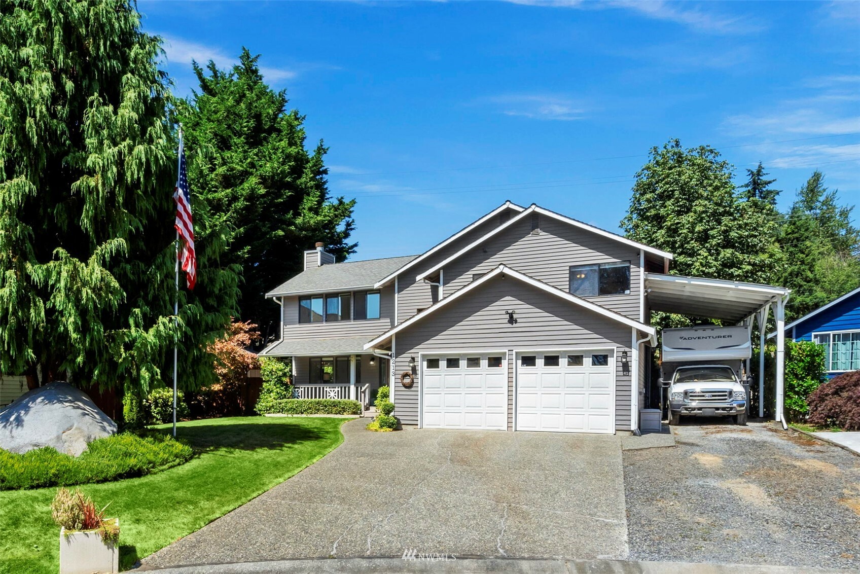 Property Photo:  1213 228th Place SW  WA 98021 