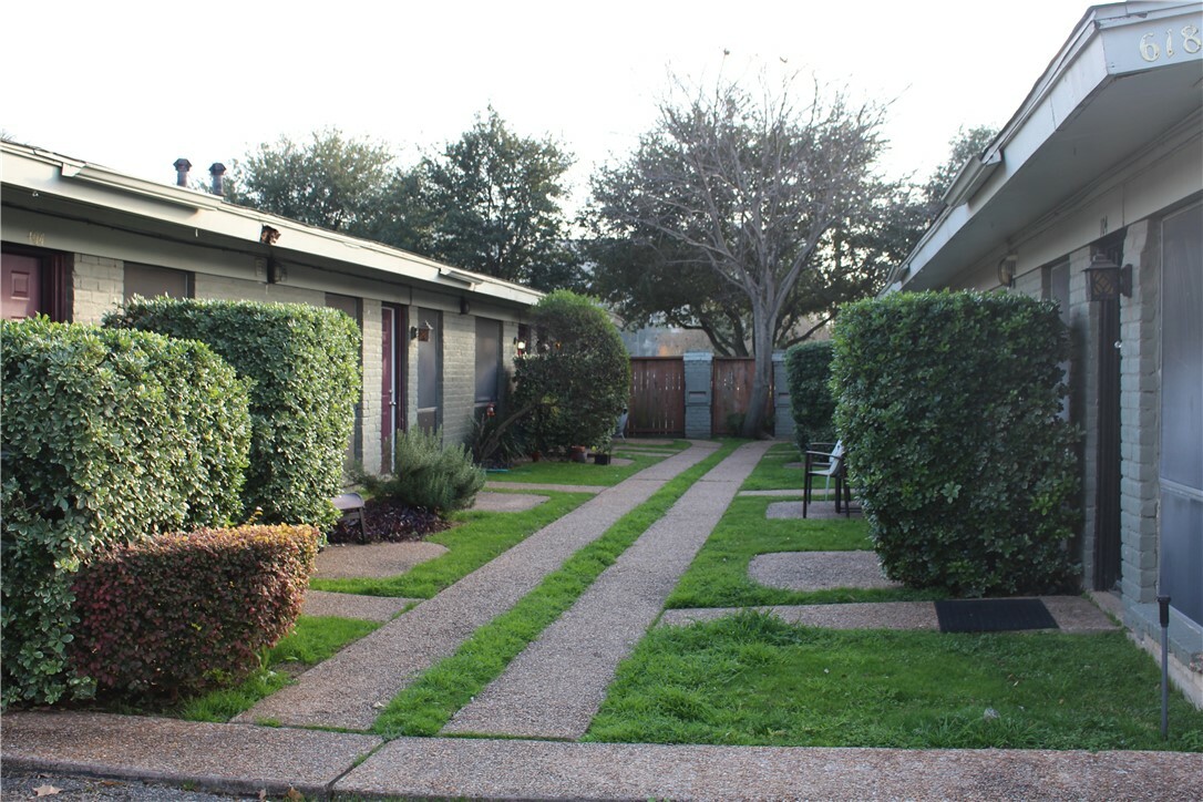 Property Photo:  616 51st Street 103  TX 78751 