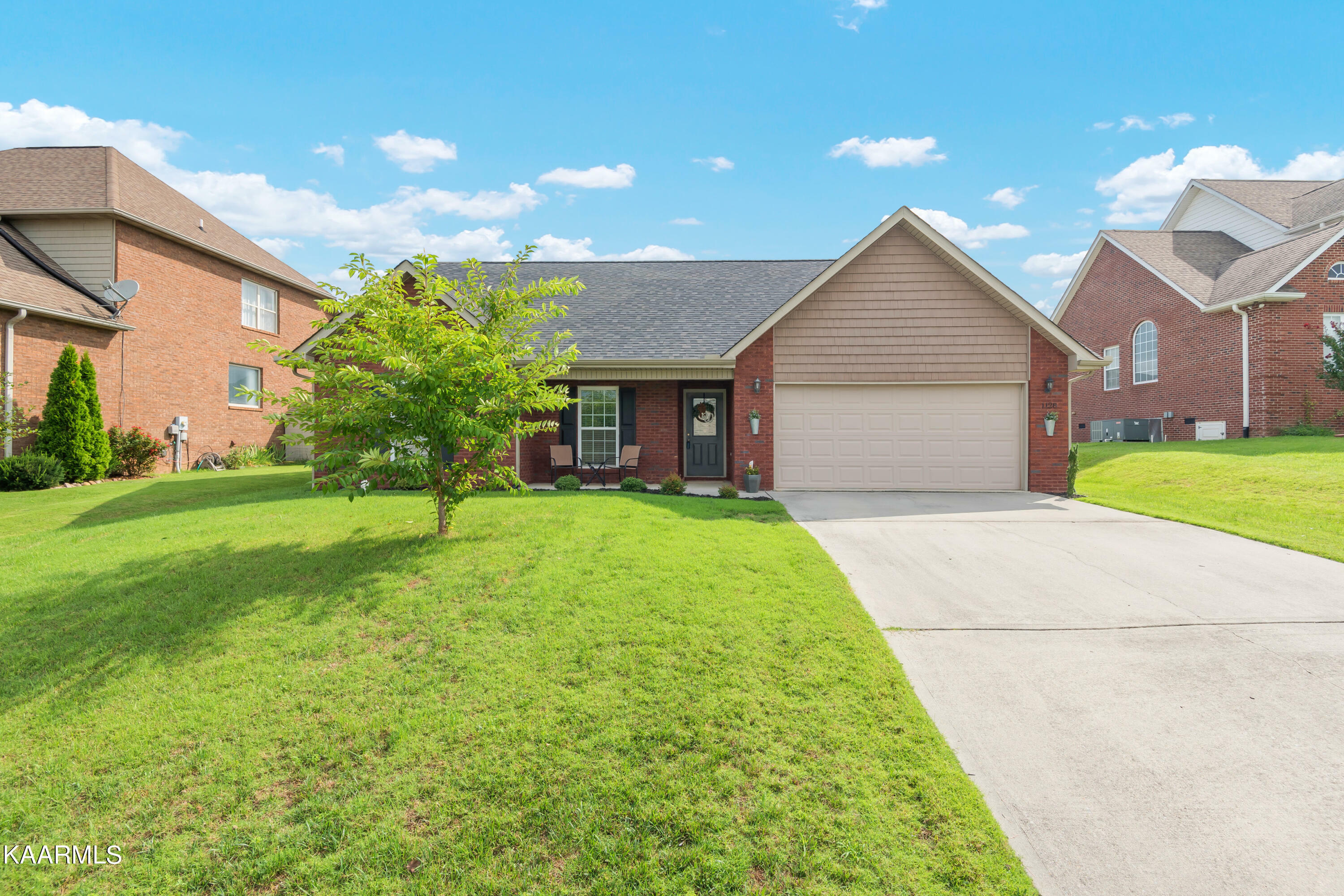 Property Photo:  1128 Cherbourg Drive  TN 37801 