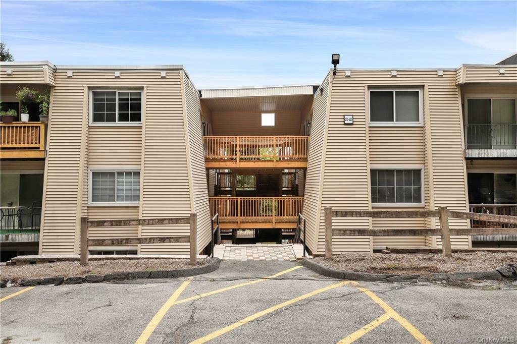 Property Photo: 225 Fox Run Lane NY 10512