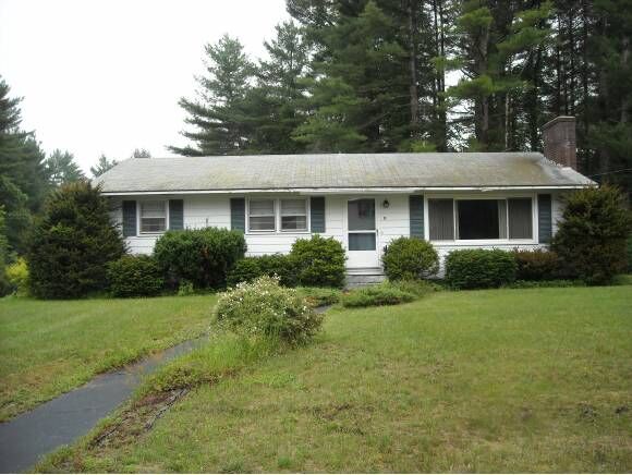 Property Photo:  11 Pinecrest  NH 03045 