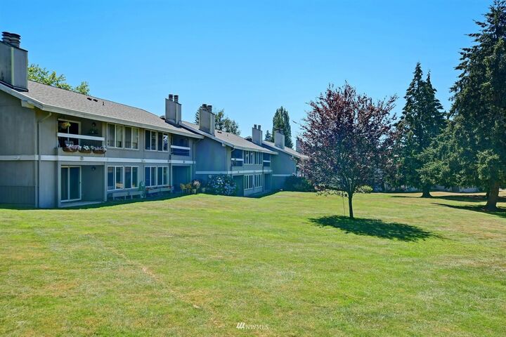 11120 NE 68th Street B201  Kirkland WA 98033 photo