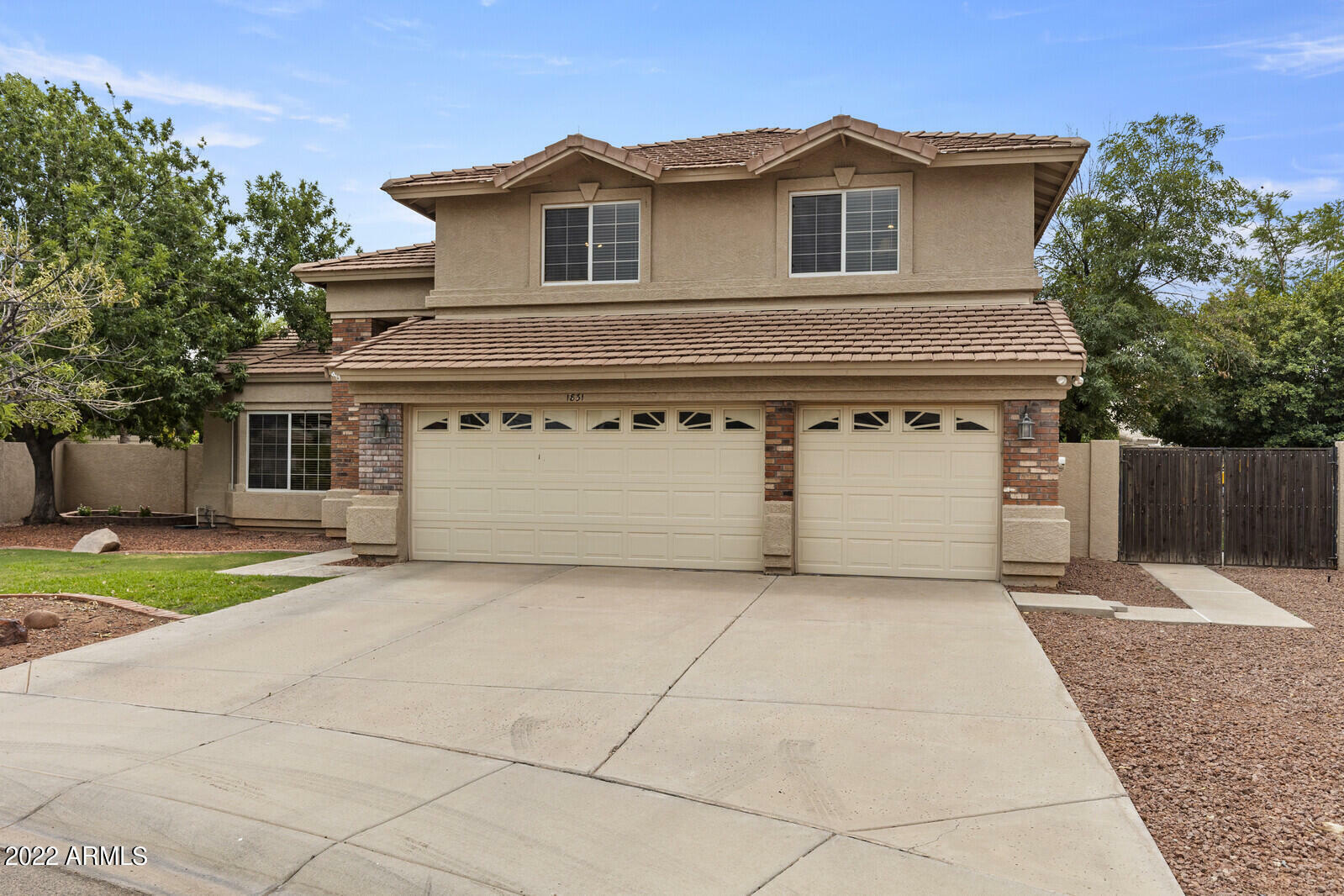 Property Photo:  1831 W Armstrong Way  AZ 85286 