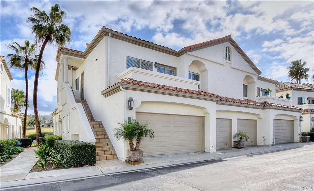 Property Photo: 12 Forest Hills Court 50 CA 92629