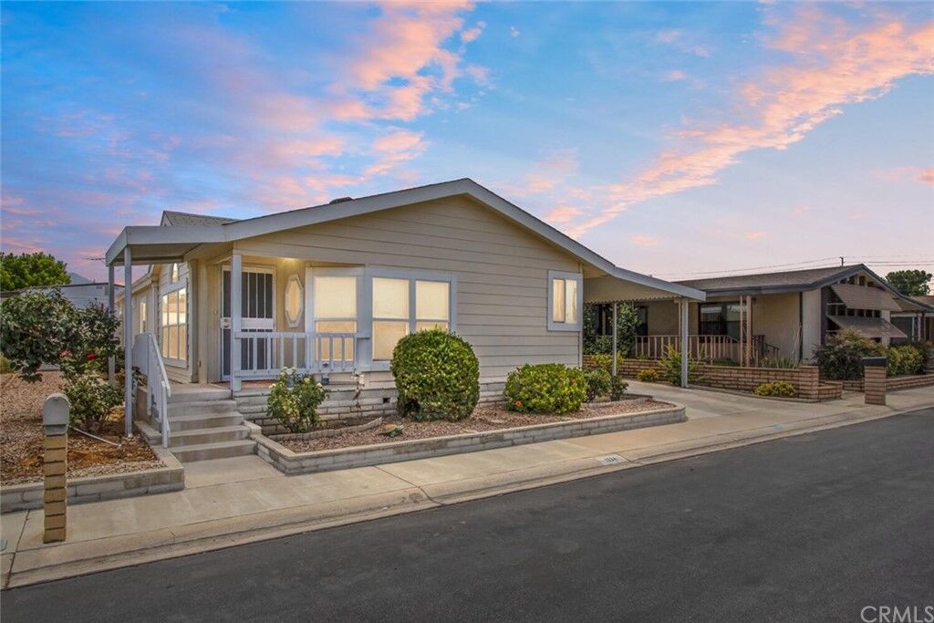 Property Photo: 1334 Village Street CA 92374