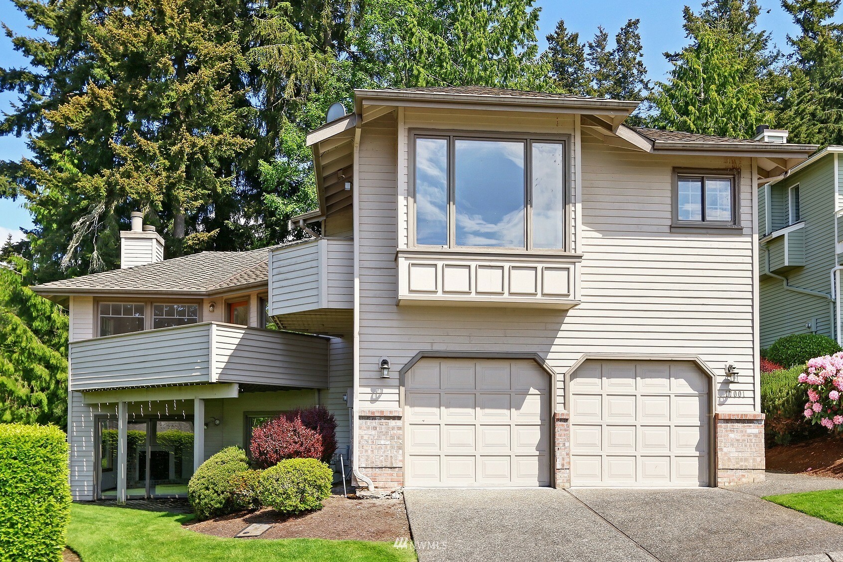 Property Photo: 17001 73rd Place W WA 98026