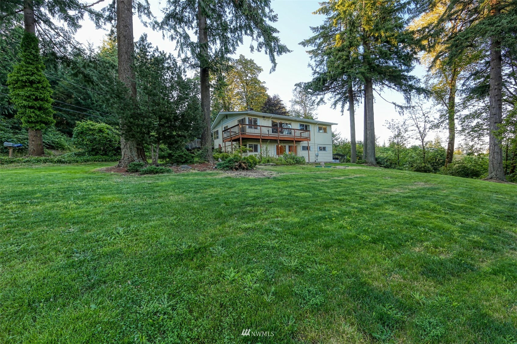 Property Photo:  407 Mount Pleasant Road  WA 98626 