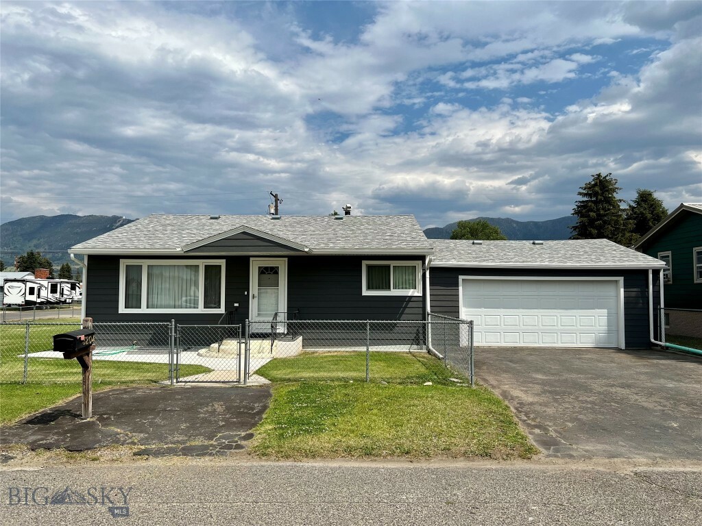 3204 Kennedy Avenue  Butte MT 59701 photo