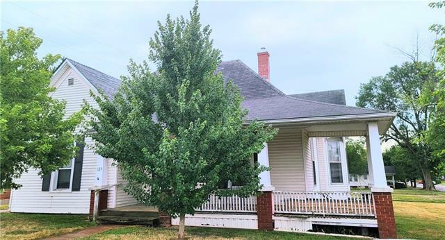 Property Photo:  120 Clay Street  MO 65265 