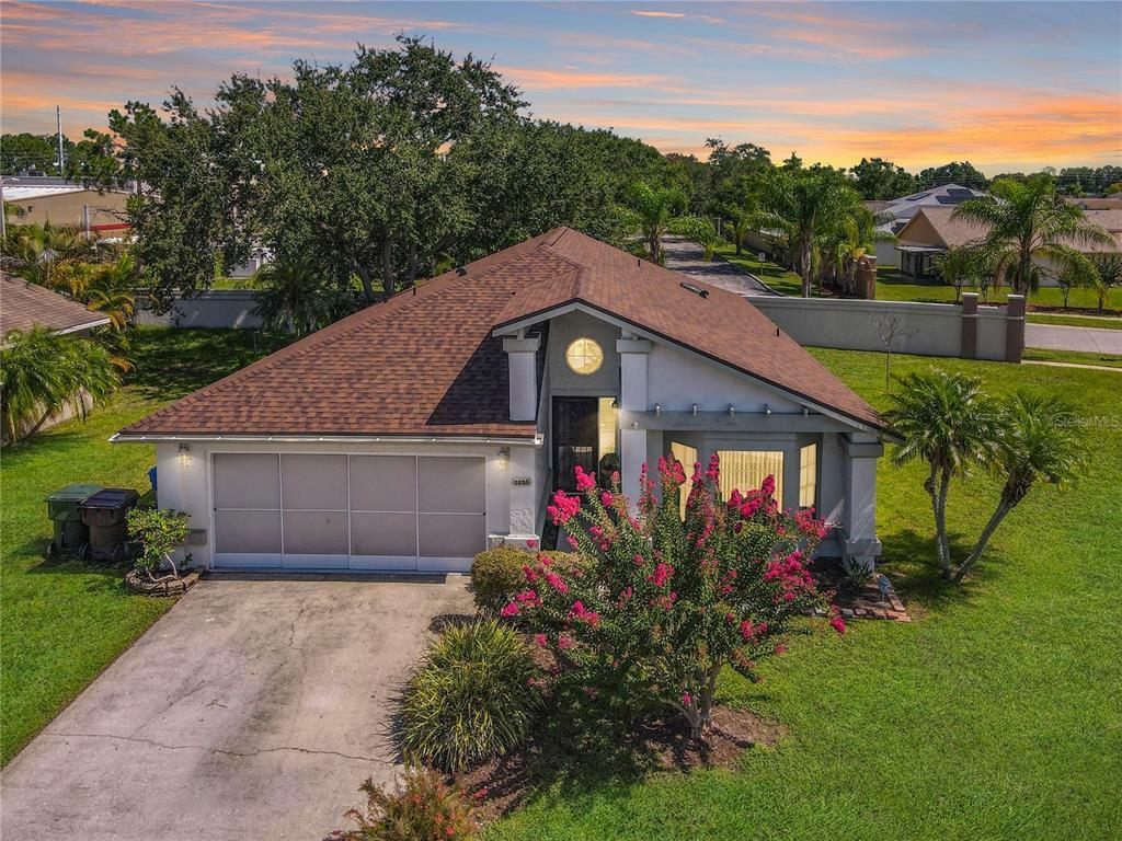 Property Photo:  2656 Horseshoe Bay Drive  FL 34741 