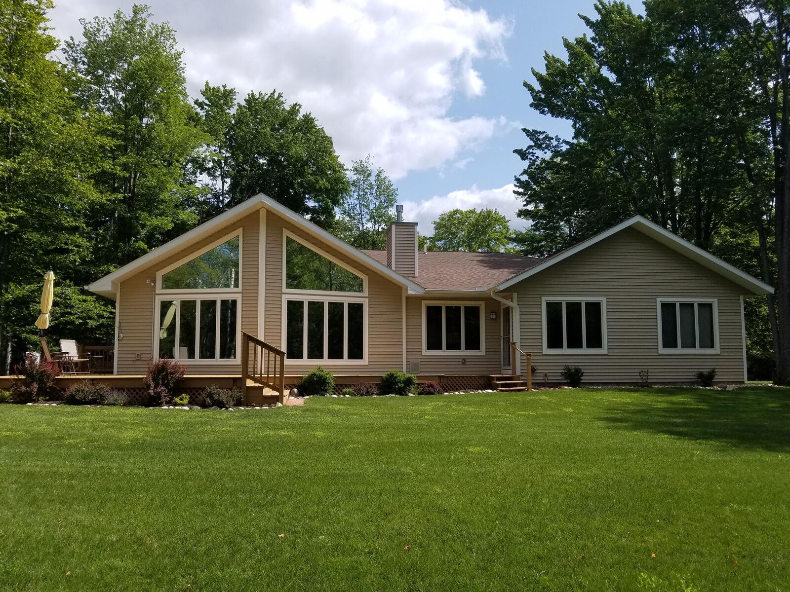 Property Photo: 6994 Meadowlark Way MI 49735