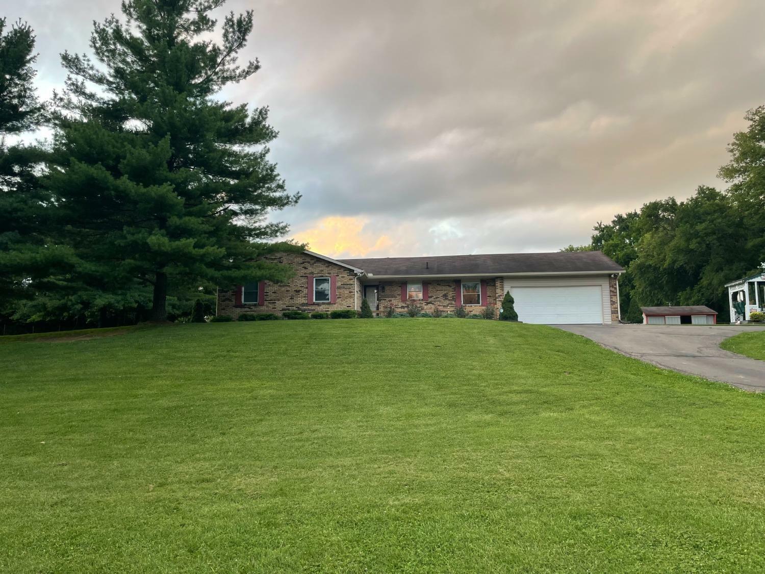 Property Photo:  1263 S Beechgrove Rd  OH 45177 