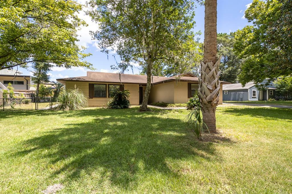 Property Photo:  7306 SW 17th Place  FL 32607 