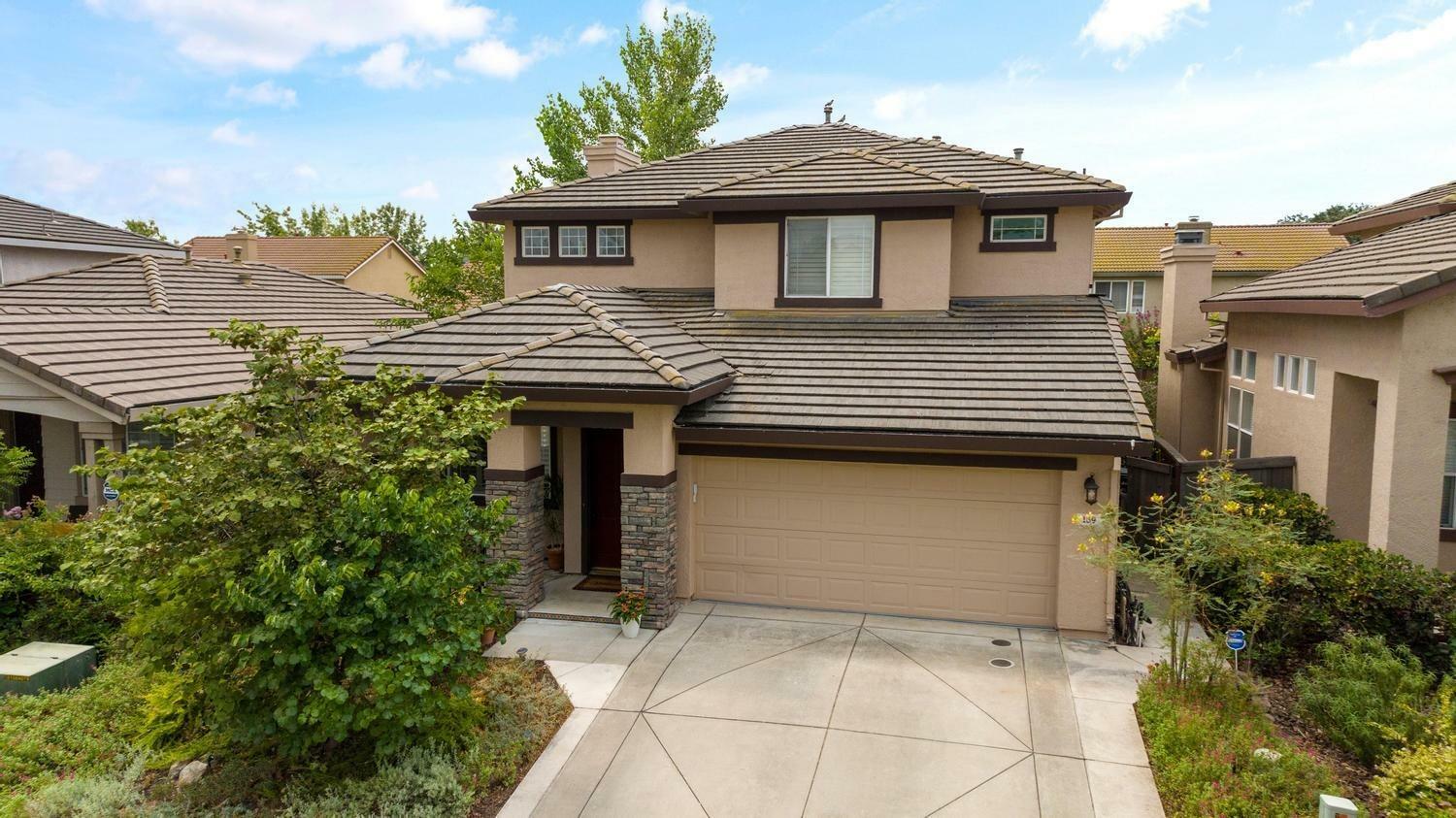 Property Photo: 139 Ainger Circle CA 95835