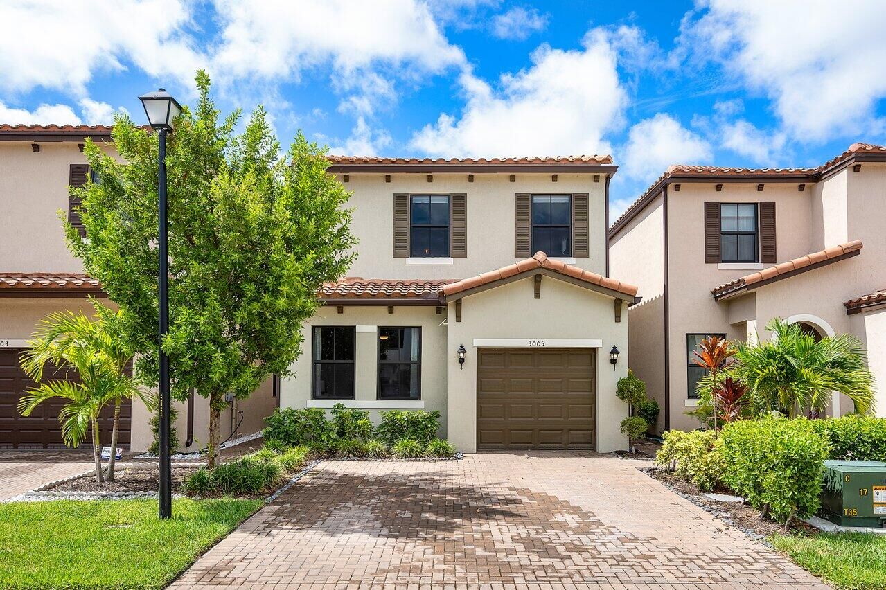 Property Photo: 3005 Butternut Lane FL 33410