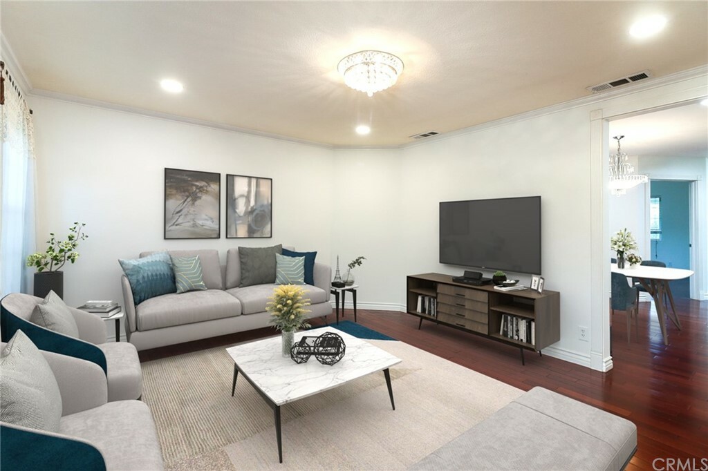 Property Photo:  308 E El Sur Street  CA 91016 