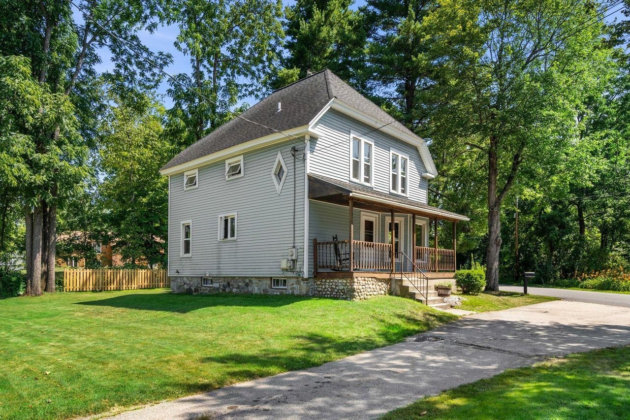 Property Photo: 2 Warner Hill Road NH 03038