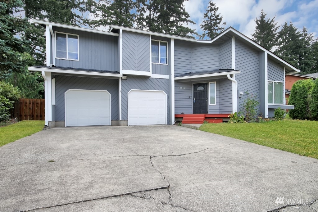 Property Photo: 14609 73rd Avenue Ct E WA 98375