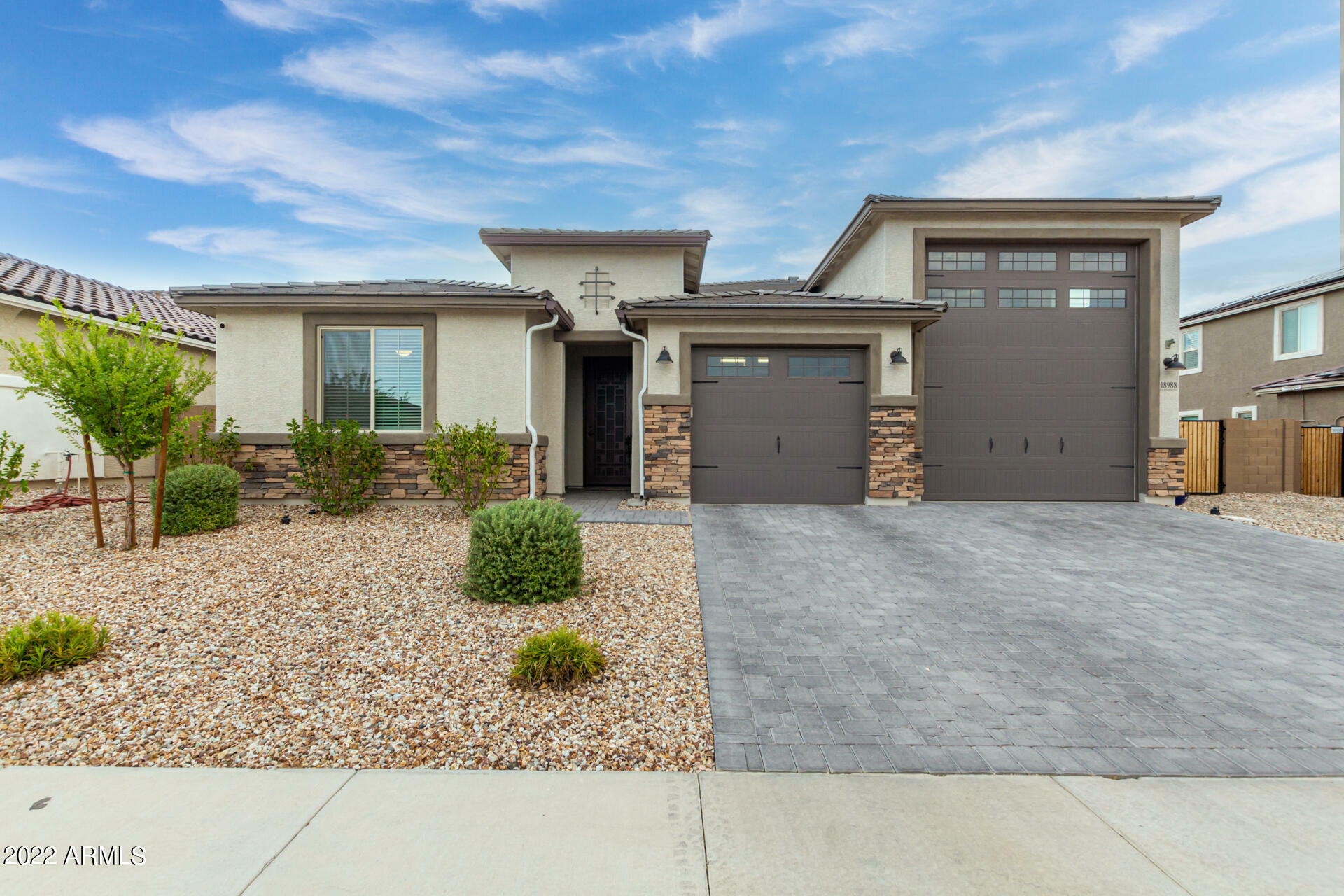 Property Photo:  18988 W Mercer Lane  AZ 85388 