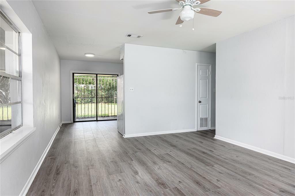 Property Photo:  2209 NE 15th Street  FL 32609 