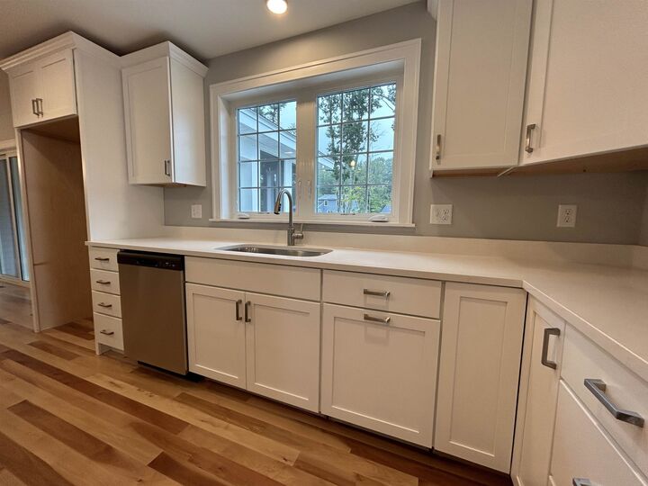 Property Photo: 16 Rose Fountain Lane 29 NH 03842