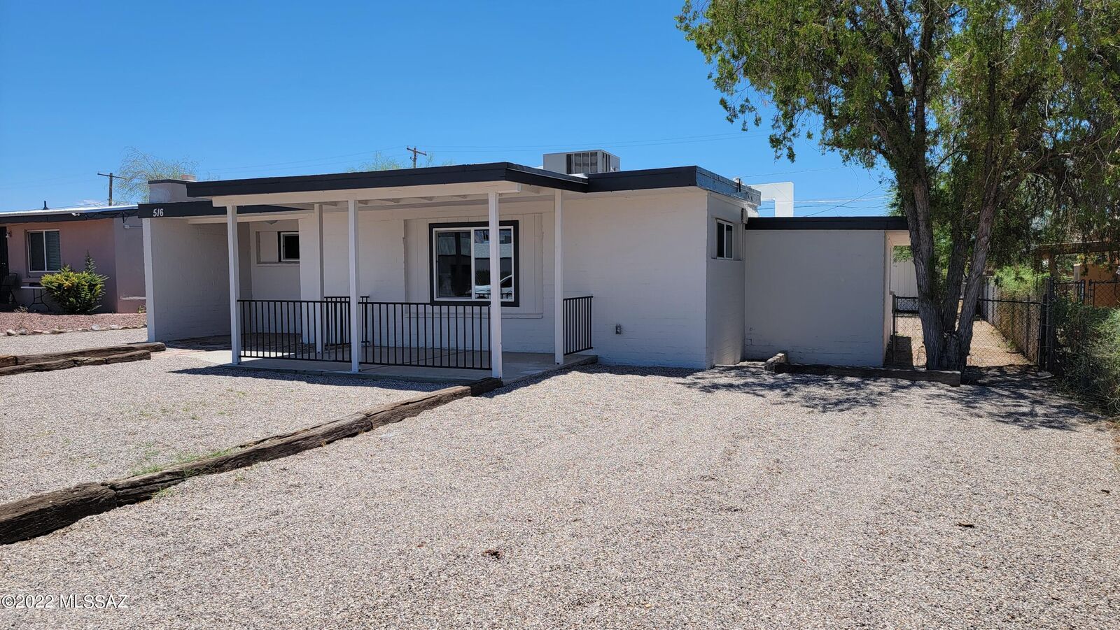 Property Photo:  516 E Seneca Street  AZ 85705 