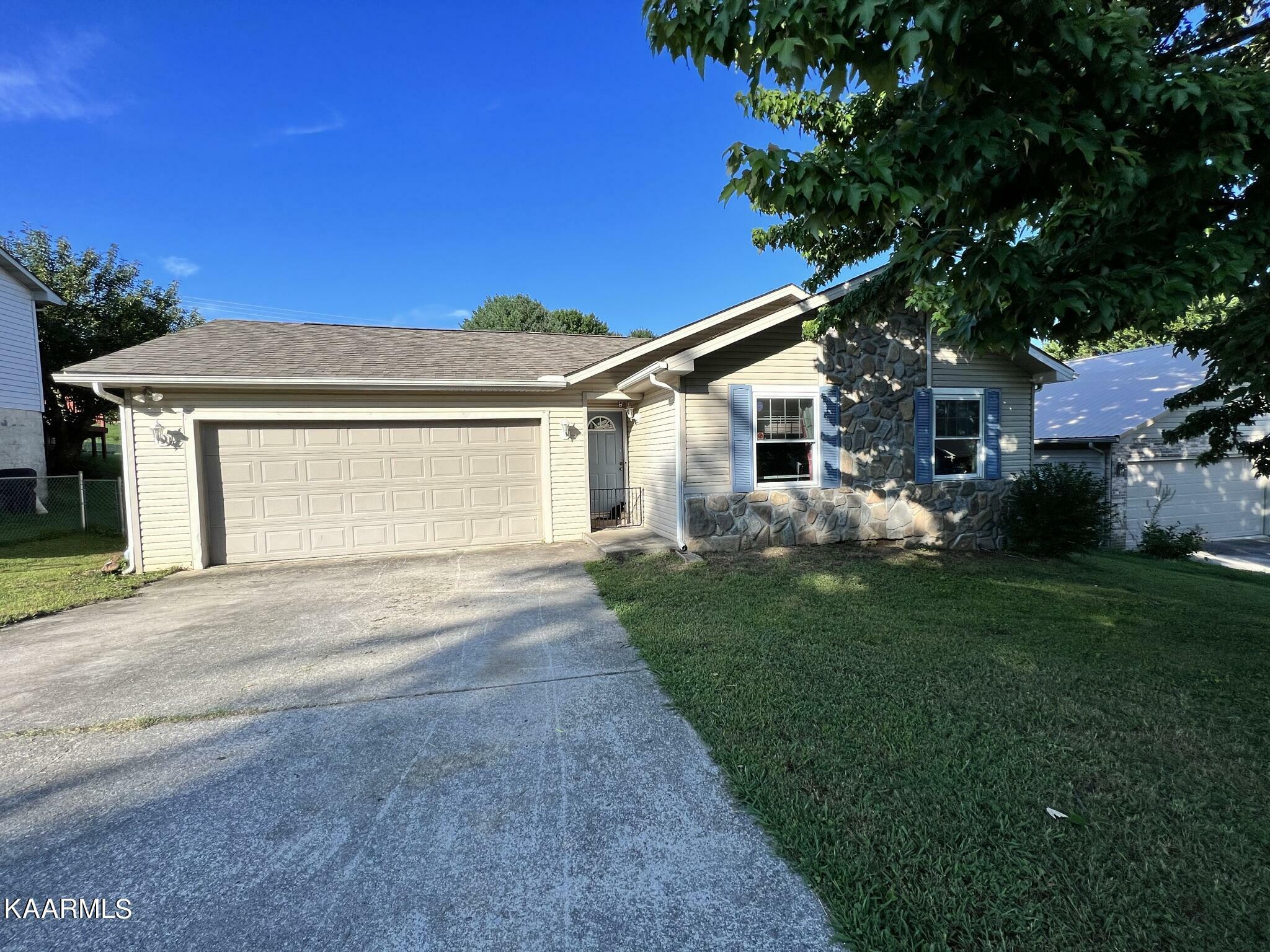 Property Photo:  3217 Bloomfield Circle  TN 37803 