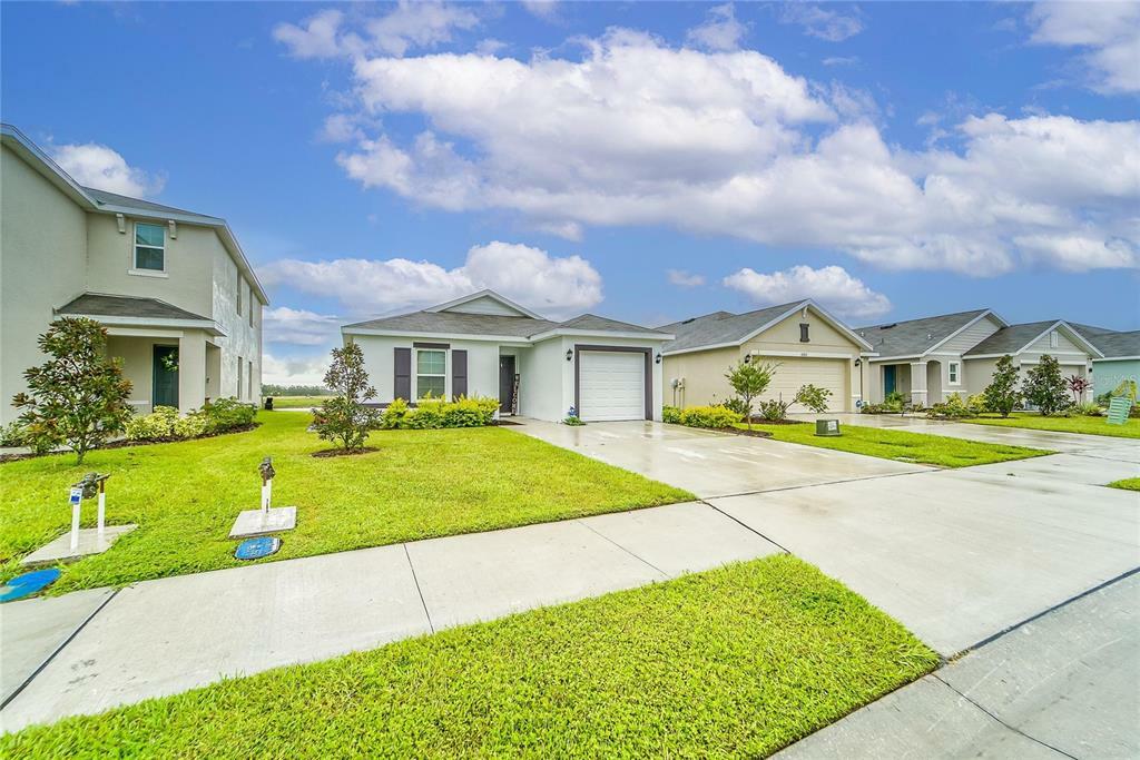 Property Photo:  12167 High Rock Way  FL 34219 