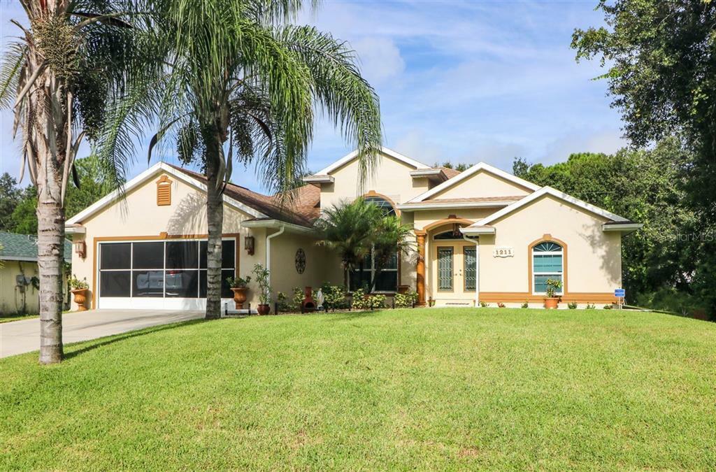 Property Photo:  1211 Rizzo Street  FL 33952 