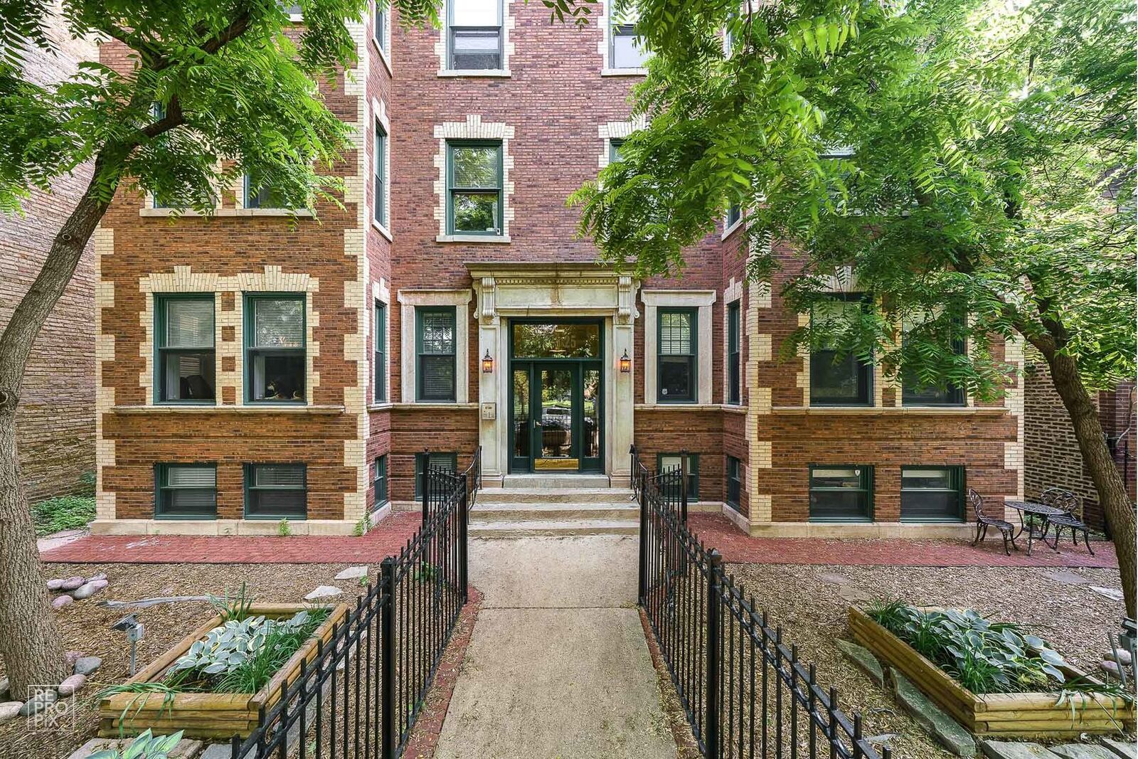 Property Photo:  1525 N Wicker Park Avenue 1  IL 60622 