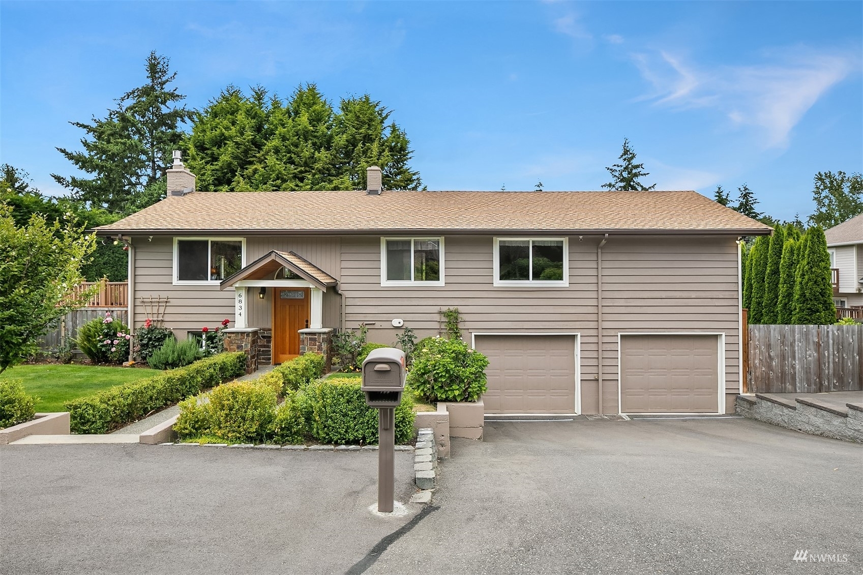 Property Photo:  6834 NE 165th Street  WA 98028 