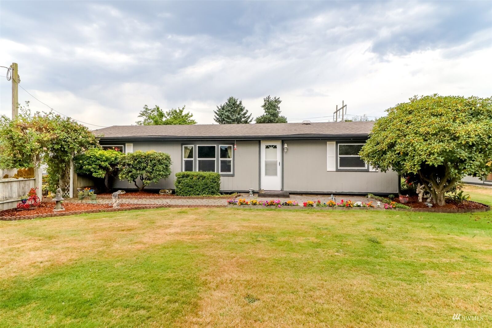 Property Photo:  24326 99th Drive NE  WA 98223 