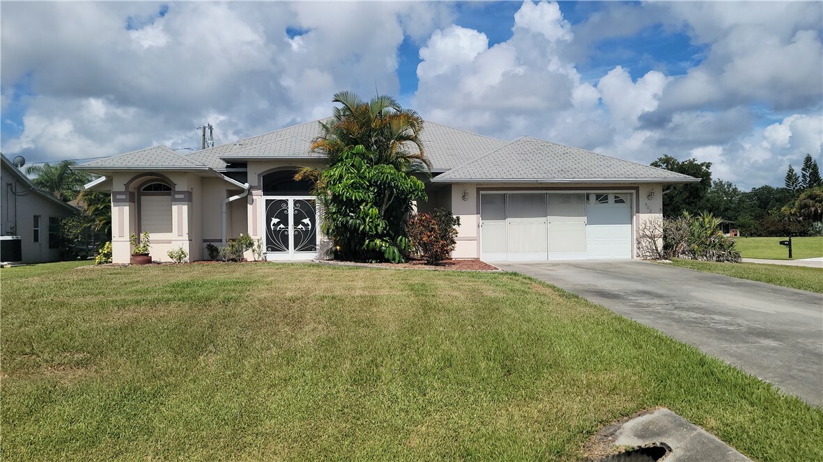 Property Photo:  502 Ponoka Street  FL 32958 