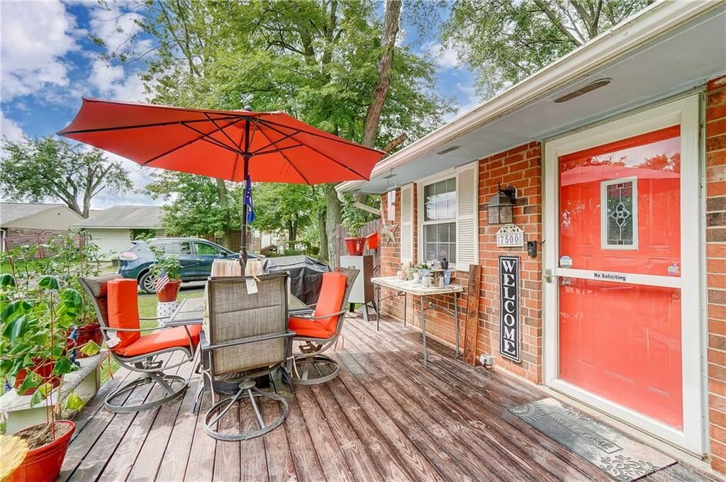 Property Photo: 7500 Pomeranian Drive OH 45424